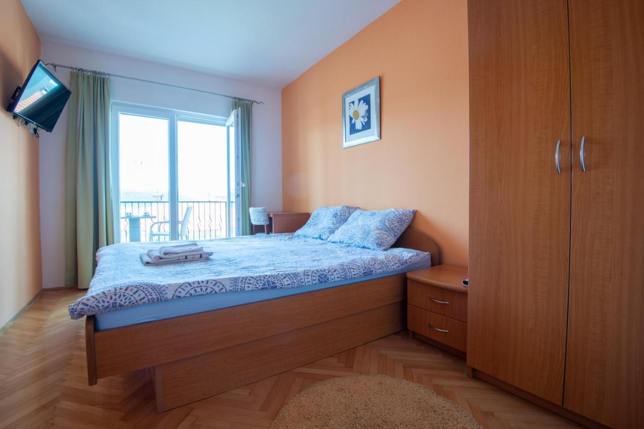 Apartments & Rooms Leon Neum Luaran gambar