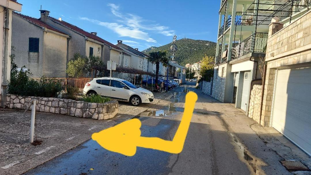 Apartments & Rooms Leon Neum Luaran gambar